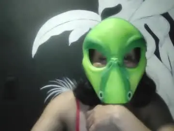 Chaturbate Live Sex Cam of titssmall123