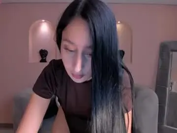 Chaturbate Live Sex Cam of amaradivinex