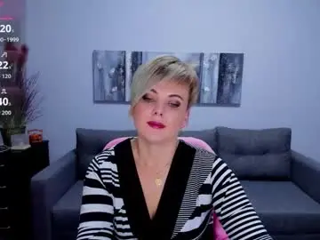 Chaturbate Adult Video Chat of julia_wilsons