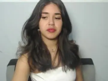 Chaturbate Live Sex Cam of melody_phillips2