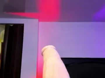 Chaturbate Live Sex Cam of nataliasweet98