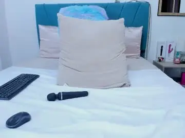 Chaturbate Live Sex Cam of kam_lopez