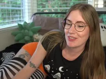 Chaturbate Live Sex of emma_ruby