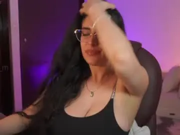 Chaturbate Live Sex Cam of _niah