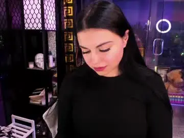 Chaturbate Nude Webcam of alma_pearl