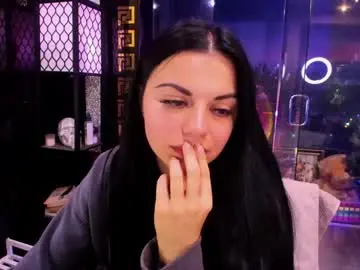 Chaturbate Free Live Porn of alma_pearl