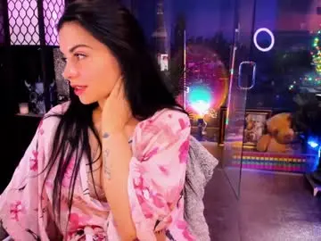 Chaturbate Free Live Porn of alma_pearl