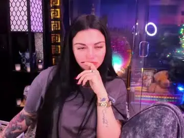 Chaturbate Free Live Porn of alma_pearl