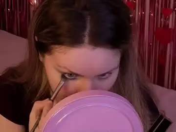 Chaturbate Watch Live Sex Cams of lora_amber
