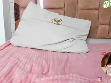 Chaturbate Live Porn of lilian_starfire