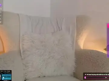 Chaturbate Free Porn Cam of lucylia_