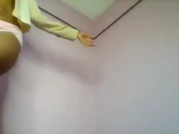 Chaturbate Live Sex Cam of shanizzz