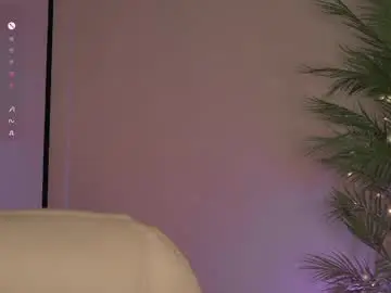 Chaturbate Nude Webcam of mia_milagros