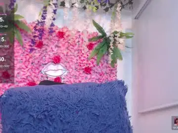 Chaturbate Best live sex cam show of blonde_squirt_