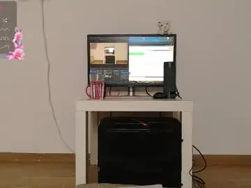 Chaturbate Watch Live Sex Cams of candyliciousss