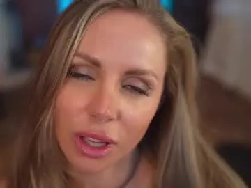 Chaturbate Private Sex Chat of eva_fashionista