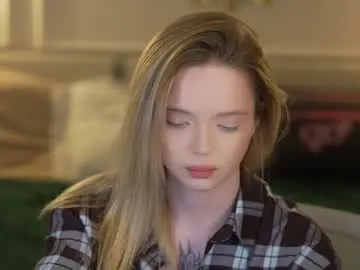 Chaturbate Free Porn Cam of kira0541