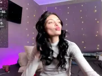 Chaturbate Live Sex Cam of mariella__adams