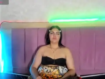 Chaturbate Live Sex Cam of alunnaclarkcm