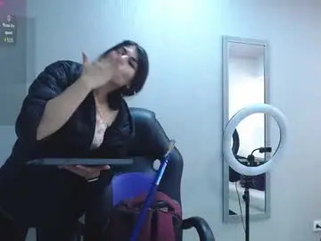 Chaturbate Live Porn of melodiroux_