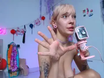 Chaturbate Live Sex of waifu_exe