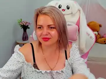 Chaturbate Adult Webcam of adeleravelle
