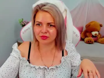 Chaturbate Adult Webcam of adeleravelle