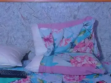 Chaturbate Free Live Porn of curvyhomebebe