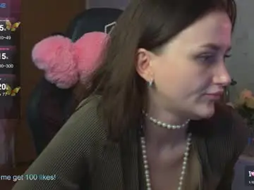 Chaturbate Sex Cam of sheslike_firstlove