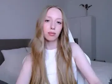 Chaturbate Live Sex Cam of luna_insanity