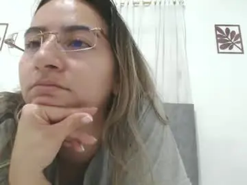 Chaturbate Free Live Porn of odette_brigh_