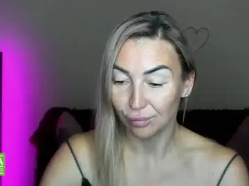 Chaturbate Adult Video Chat of ay_kiss_jully