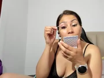 Chaturbate Free Porn Cam of chloemiller__