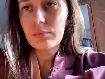 Chaturbate Live Sex Cam of mesmerizing_hypn0_goddess