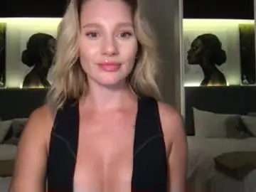 Chaturbate Adult Video Chat of stella_loveu