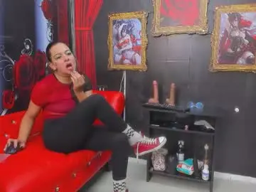 Chaturbate Watch Live Sex Cams of arianasommers