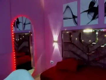 Chaturbate Free Porn Cam of evelyn_lovv