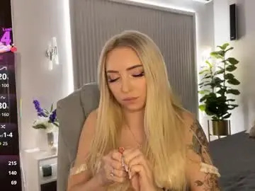 Chaturbate Live Sex Cam of ohmyemma