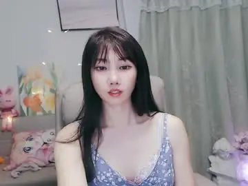 Chaturbate Live Sex Cam of candy8998