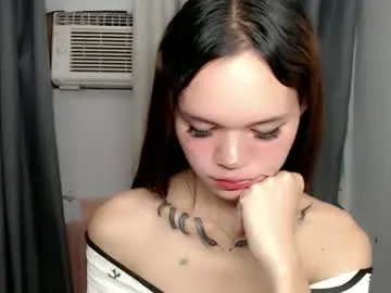 Chaturbate Live Sex Cam of holy_maxine