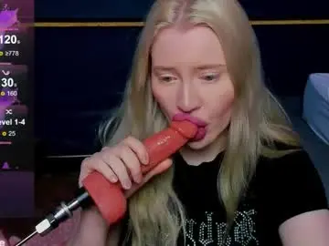 Chaturbate Live Sex of lillie_berry