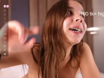 Chaturbate Best Webcam of mon1_day