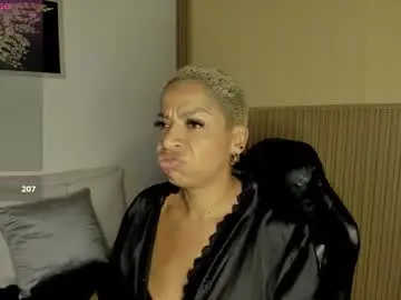 Chaturbate Best live sex cam show of summer_night_