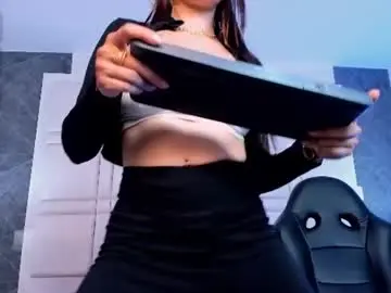 Chaturbate Adult Video Chat of charlotte_whitee1