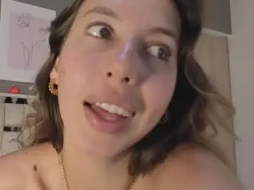 Chaturbate Nude Webcam of jolie_lov