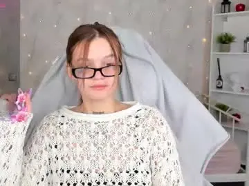 Chaturbate Live Sex Cam of kiana_vision