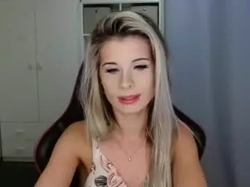 Chaturbate Free Porn Cam of kristineamore