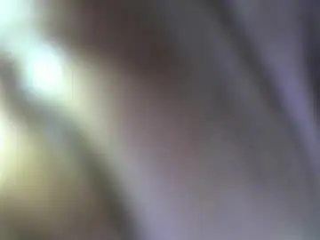 Chaturbate Live Sex Cam of petite_star2