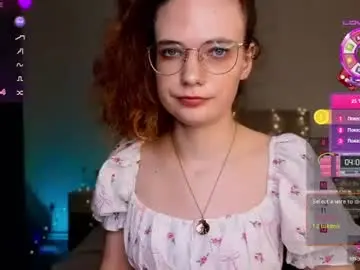 Chaturbate Live Sex Cam of pinky_piee_