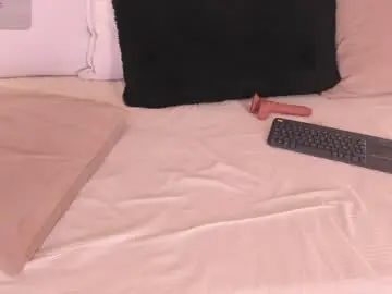 Chaturbate Watch Live Sex Cams of crysta_lrose_